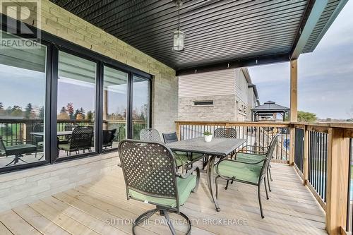 1565 Sandridge Avenue, London, ON - Outdoor With Deck Patio Veranda With Exterior