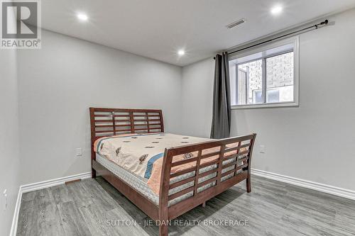 1565 Sandridge Avenue, London, ON - Indoor Photo Showing Bedroom