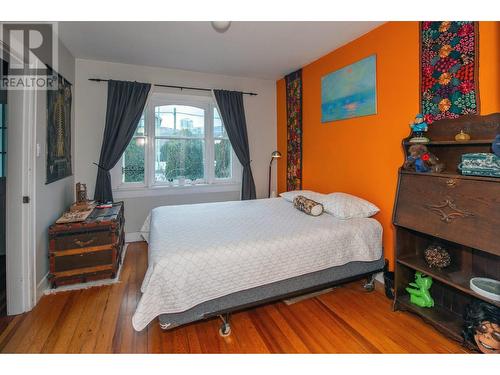 1233 Ethel Street, Kelowna, BC - Indoor Photo Showing Bedroom