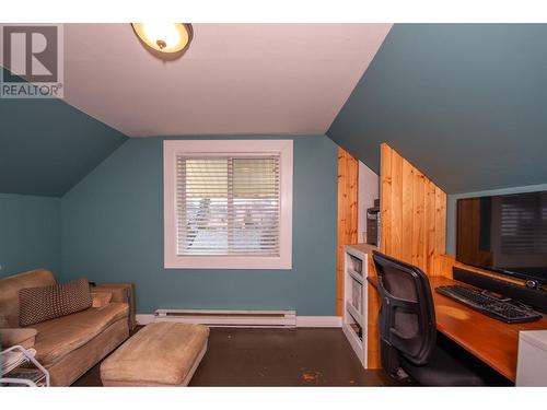 1233 Ethel Street, Kelowna, BC - Indoor