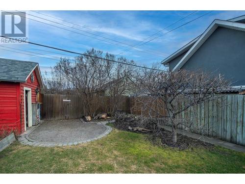 1233 Ethel Street, Kelowna, BC - Outdoor