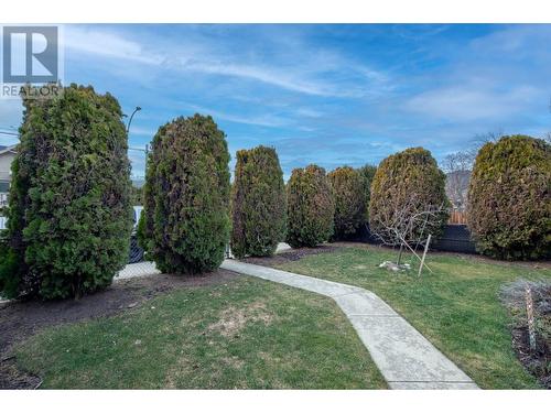 1233 Ethel Street, Kelowna, BC - Outdoor