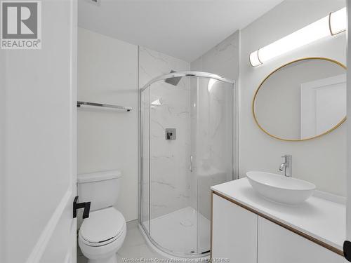 7337 Meo Boulevard Unit# 415, Lasalle, ON - Indoor Photo Showing Bathroom