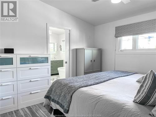 140 Heritage Rd, Kingsville, ON - Indoor Photo Showing Bedroom