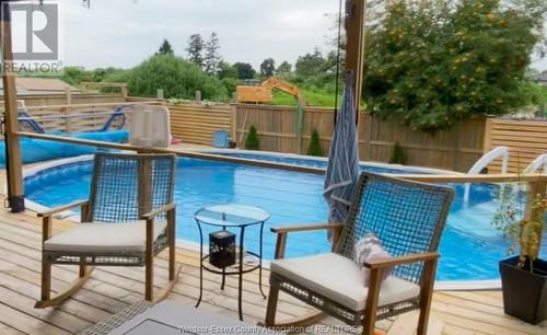 140 Heritage Rd, Kingsville, ON - Outdoor With In Ground Pool