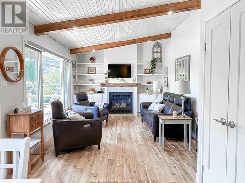 140 Heritage Rd, Kingsville, ON - Indoor Photo Showing Living Room With Fireplace