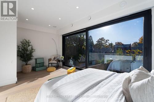 40 Sixth Street, Toronto, ON - Indoor Photo Showing Bedroom