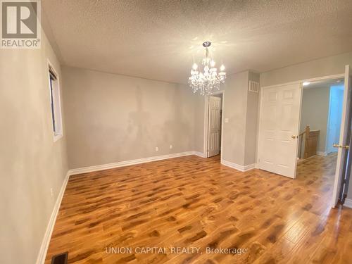 704 Courtney Valley Road, Mississauga, ON - Indoor Photo Showing Other Room