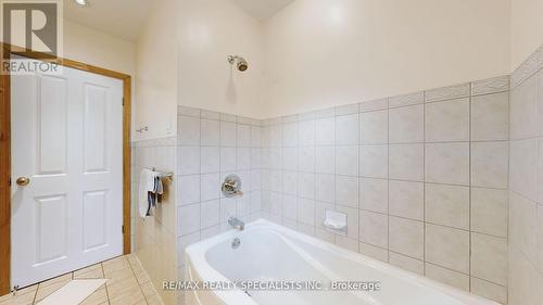 31 Brisco Street, Brampton, ON - Indoor Photo Showing Bathroom