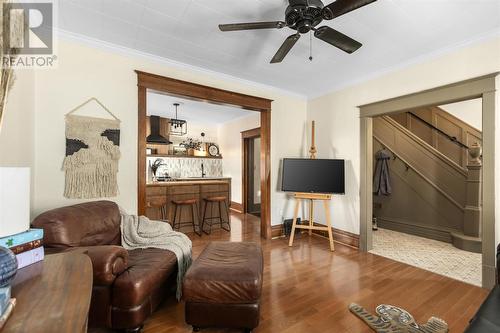 59 Lansdowne Ave, Sault Ste. Marie, ON - Indoor Photo Showing Living Room