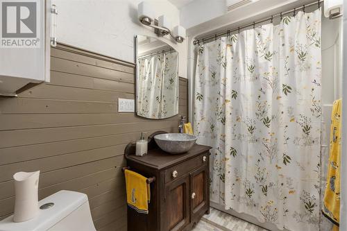 59 Lansdowne Ave, Sault Ste. Marie, ON - Indoor Photo Showing Bathroom