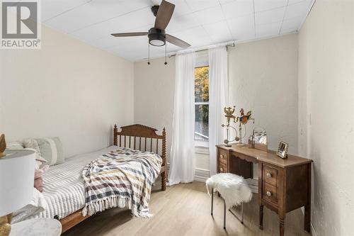 59 Lansdowne Ave, Sault Ste. Marie, ON - Indoor Photo Showing Bedroom