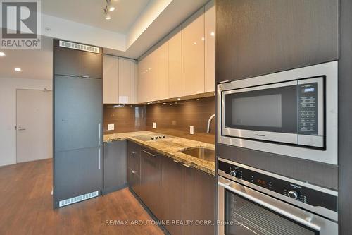 4610 - 115 Blue Jays Way, Toronto, ON - Indoor Photo Showing Kitchen