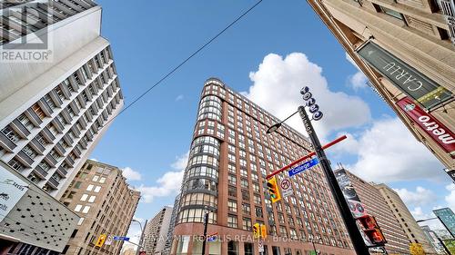 407 - 7 Carlton Street, Toronto, ON - Outdoor With Facade