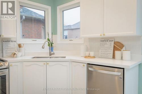 120 Copley Street, Pickering, ON - Indoor Photo Showing Kitchen With Double Sink