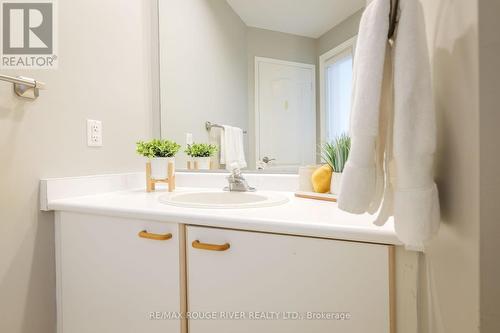 120 Copley Street, Pickering, ON - Indoor Photo Showing Bathroom