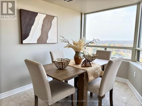 1203 - 744 Wonderland Road S, London, ON - Indoor Photo Showing Dining Room