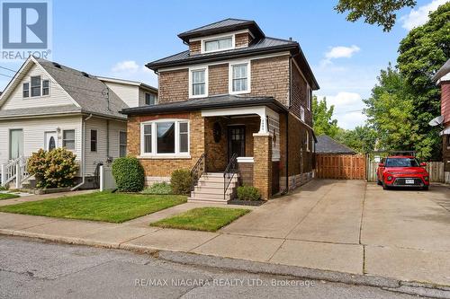 4985 Huron Street, Niagara Falls, ON - Outdoor With Facade