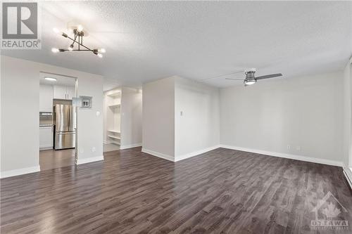 2020 Jasmine Crescent Unit#410, Ottawa, ON - Indoor