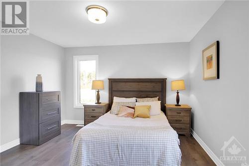 4251 Nixon Drive, Ottawa, ON - Indoor Photo Showing Bedroom