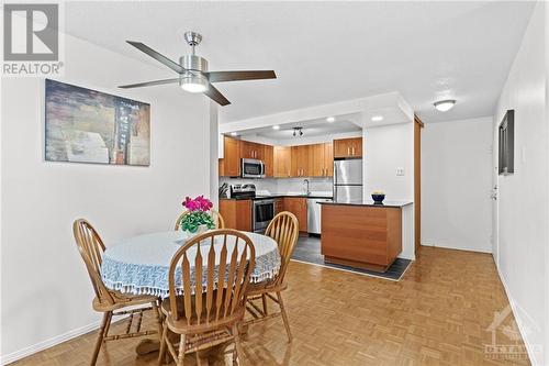 475 Laurier Avenue W Unit#702, Ottawa, ON - Indoor Photo Showing Dining Room