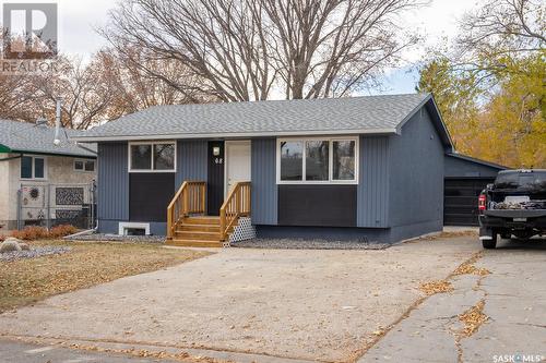 68 Young Crescent, Regina, SK - Outdoor