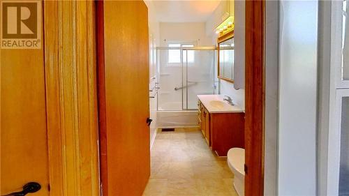 336 Marlborough Street, Cornwall, ON - Indoor Photo Showing Bathroom