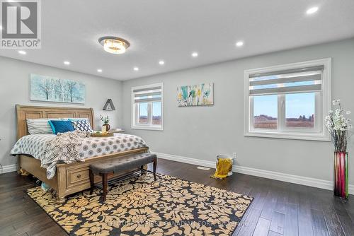 812 Jackpine Way, London, ON - Indoor Photo Showing Bedroom