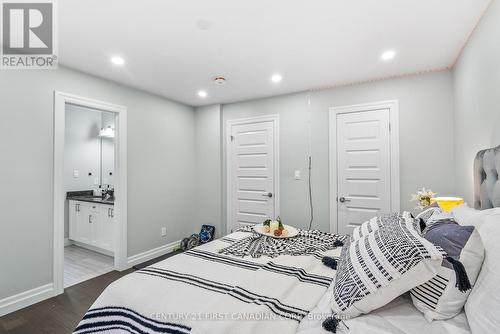 812 Jackpine Way, London, ON - Indoor Photo Showing Bedroom