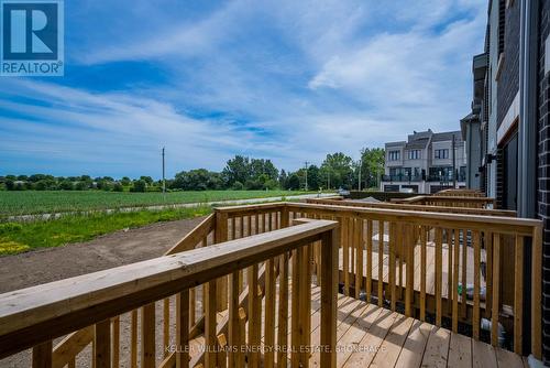 144 Sailors Landing, Clarington (Bowmanville), ON - Outdoor