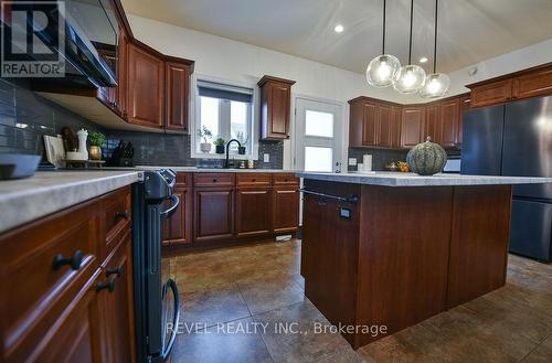 29 Majestic Drive, Timmins (Beaurivage), ON - Indoor Photo Showing Kitchen