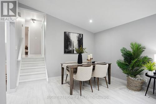 810 Bem Avenue, Pickering (Bay Ridges), ON - Indoor Photo Showing Dining Room