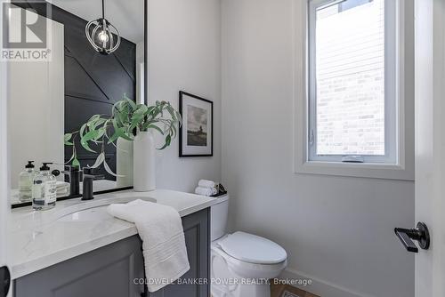 2692 Heardcreek Trail, London, ON - Indoor Photo Showing Bathroom