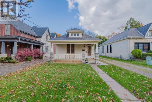 918 Wellington Street, London, ON - Outdoor With Deck Patio Veranda With Facade