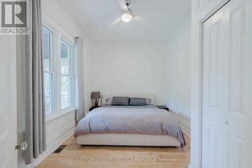 918 Wellington Street, London, ON - Indoor Photo Showing Bedroom