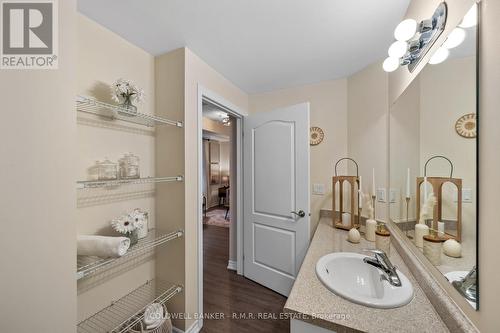 #5 - 1430 Gord Vinson Avenue, Clarington (Courtice), ON - Indoor Photo Showing Bathroom