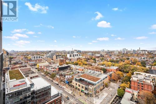 2207 - 330 Richmond Street W, Toronto, ON - Outdoor With View