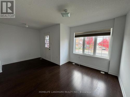 18 Roy Grove Way, Markham, ON - Indoor Photo Showing Other Room