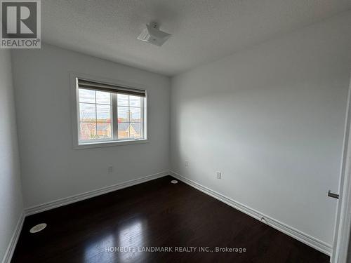 18 Roy Grove Way, Markham, ON - Indoor Photo Showing Other Room