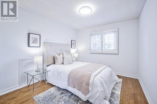 92 Breckonwood Crescent, Markham, ON - Indoor Photo Showing Bedroom