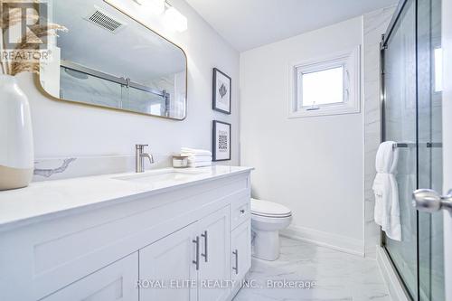 92 Breckonwood Crescent, Markham, ON - Indoor Photo Showing Bathroom