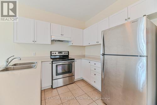 109 Diana Drive, Orillia, ON - Indoor Photo Showing Kitchen With Double Sink