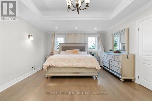 5 Classic Drive, Brampton, ON - Indoor Photo Showing Bedroom