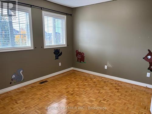 325 Vellore Avenue, Vaughan, ON - Indoor Photo Showing Other Room