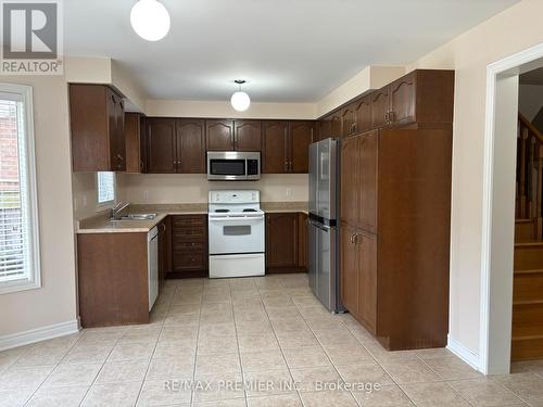 325 Vellore Avenue, Vaughan, ON - Indoor Photo Showing Kitchen With Double Sink