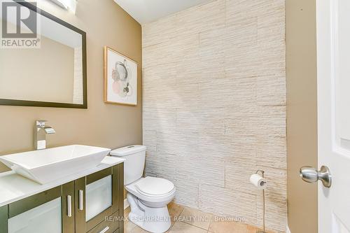 435 March Crescent, Oakville, ON - Indoor Photo Showing Bathroom