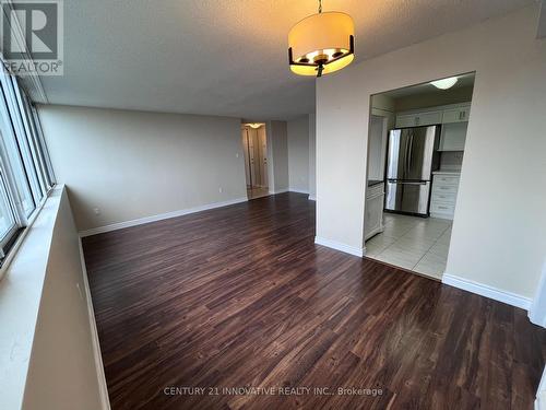 1811 - 3590 Kaneff Crescent, Mississauga, ON - Indoor Photo Showing Other Room