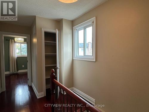 725 Ashburnham Place, Mississauga, ON - Indoor Photo Showing Other Room