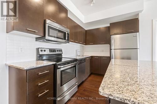 809 - 360 Square One Drive, Mississauga, ON - Indoor Photo Showing Kitchen With Upgraded Kitchen