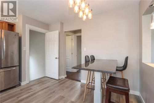 881 Robinson Drive, Sudbury, ON - Indoor Photo Showing Dining Room